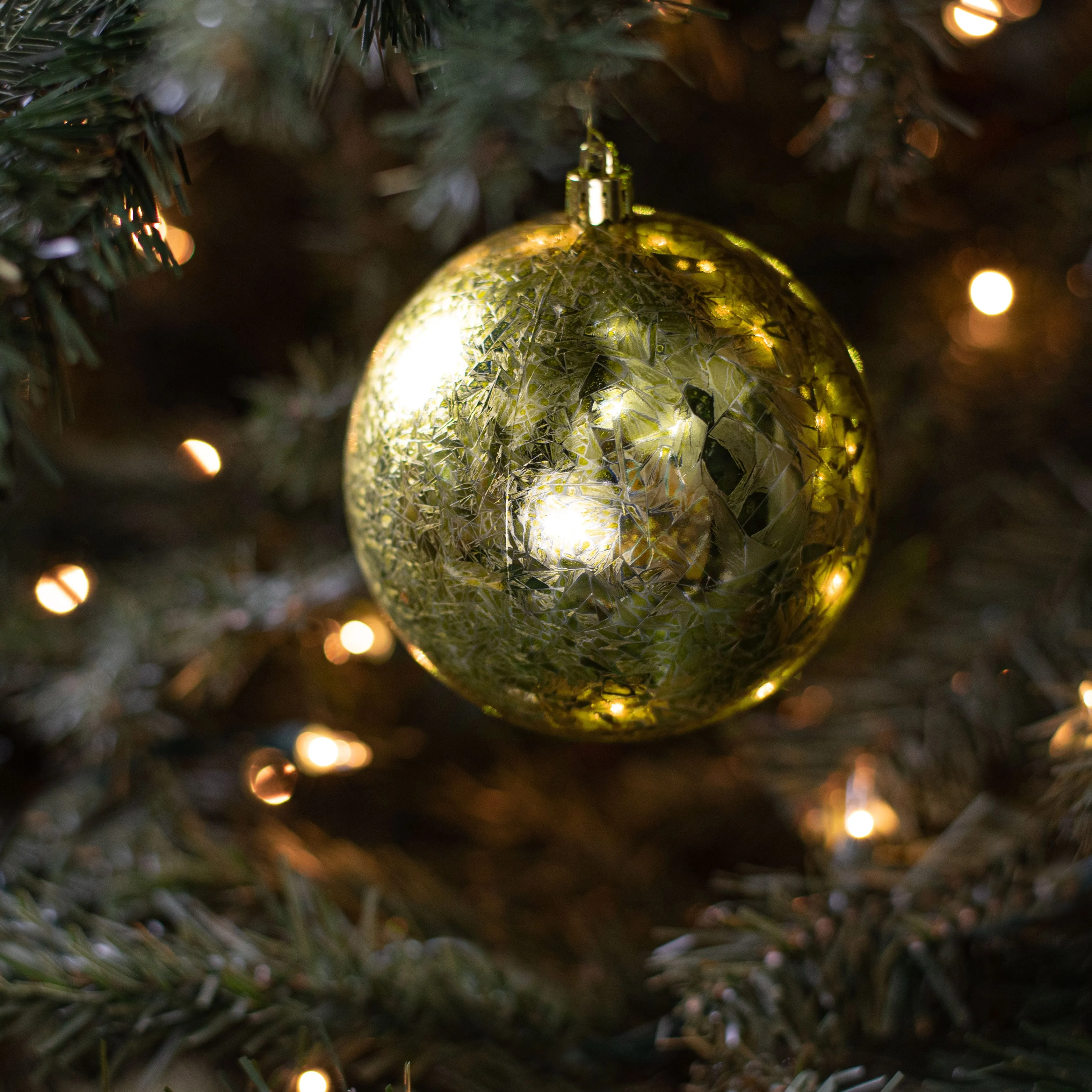 100MM Cracked Ice Ball Ornament: Apple Green (Box of 4)
