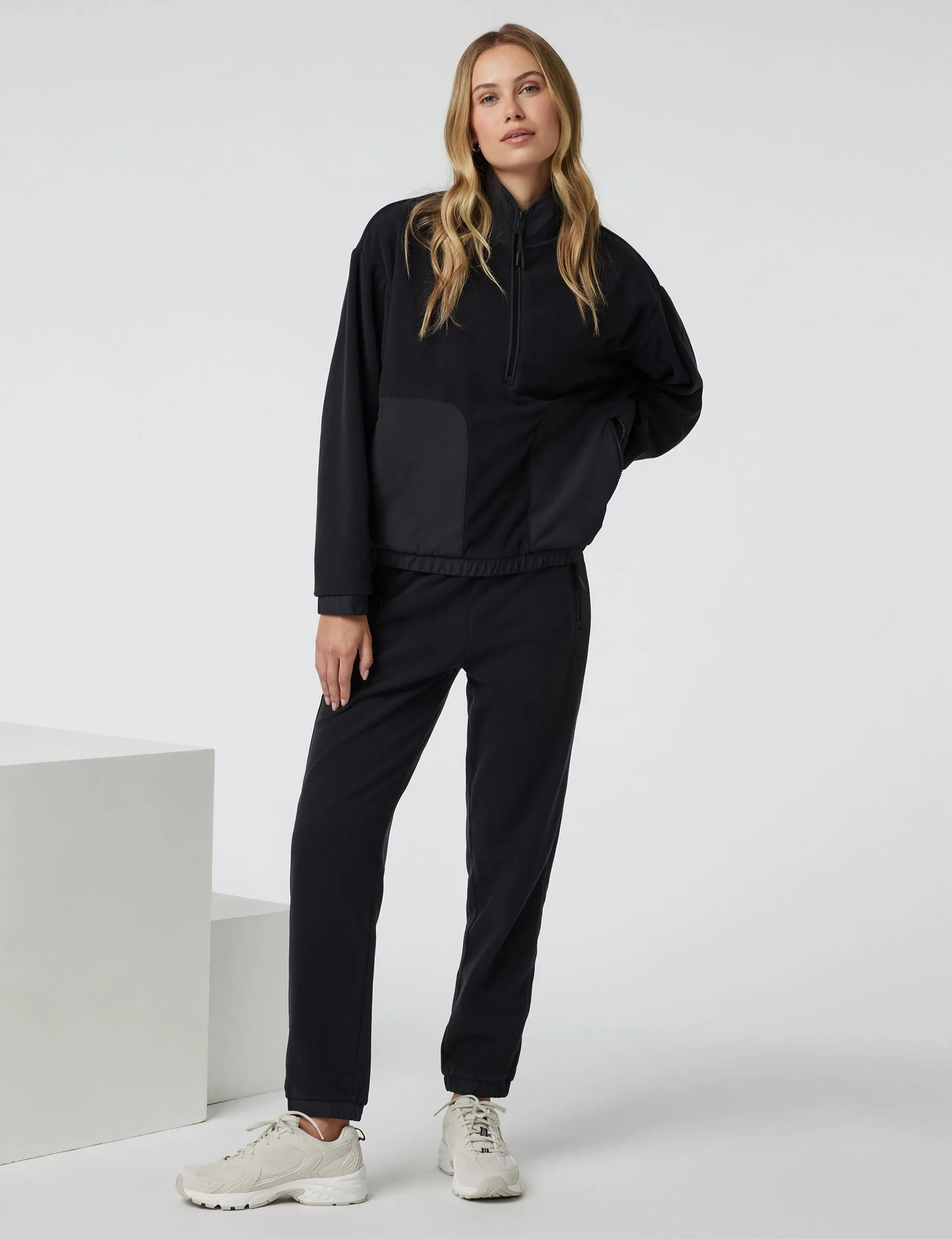 Aspen Half Zip - Black