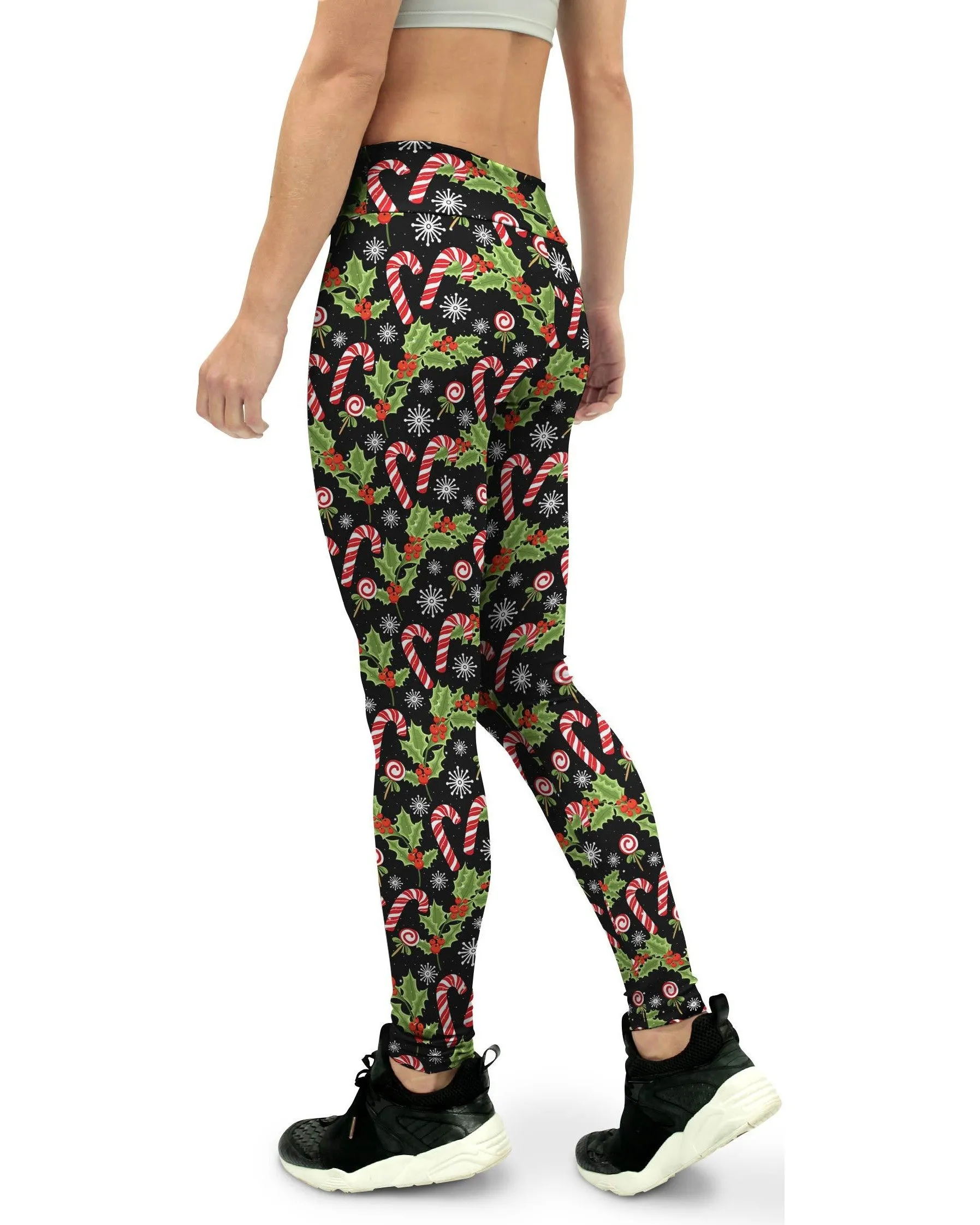 Holly Leaves with Berries Yoga Pants
