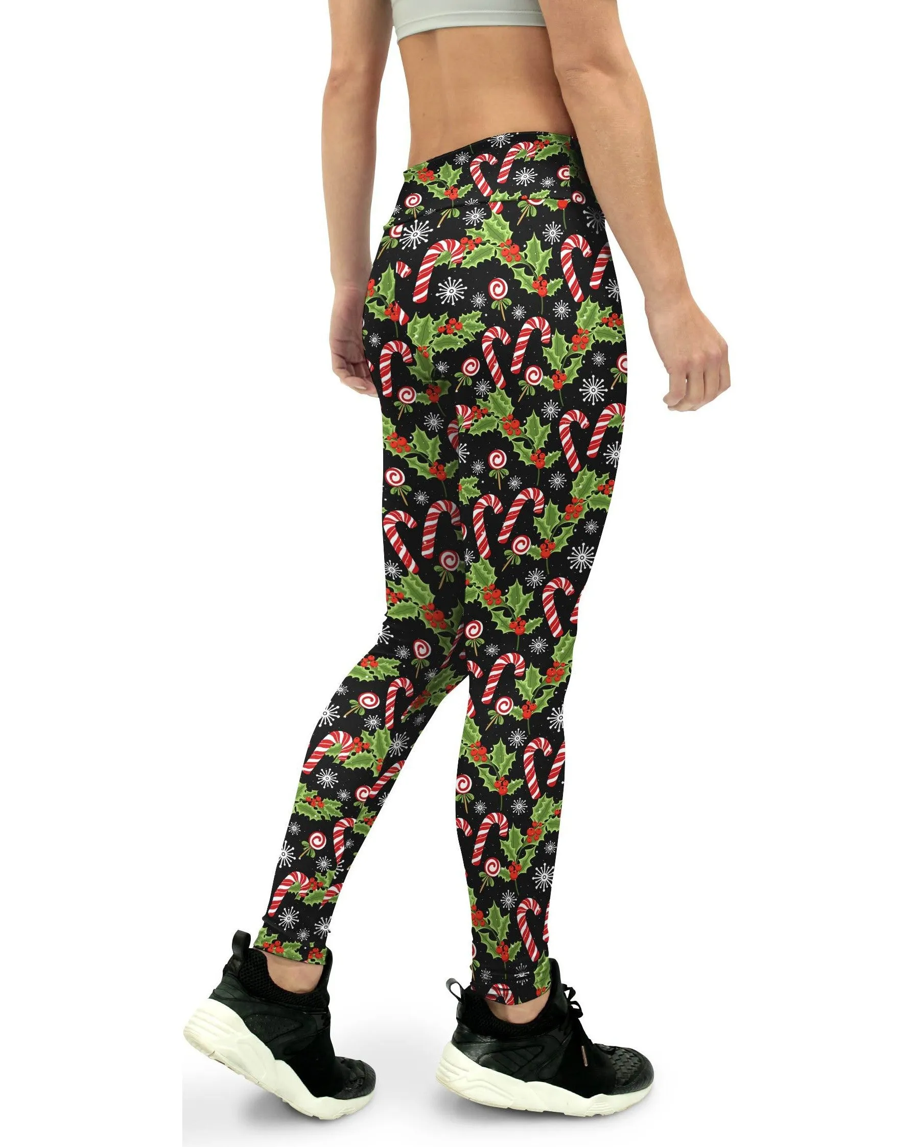Holly Leaves with Berries Yoga Pants